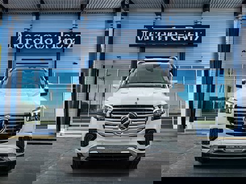 New 2026 Mercedes-Benz GLS 450 4MATIC image 2