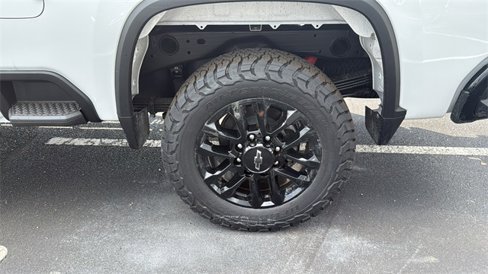 New 2025 Chevrolet Silverado 2500 LT w/ Trail Boss Package image 10