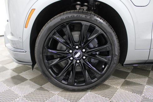 New 2026 Cadillac Vistiq Platinum image 43