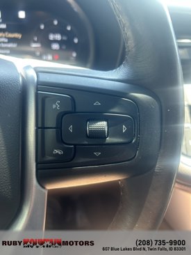 Used 2022 GMC Yukon SLT w/ SLT Premium Package image 6