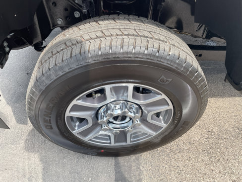 New 2025 Ford F350 XLT image 9