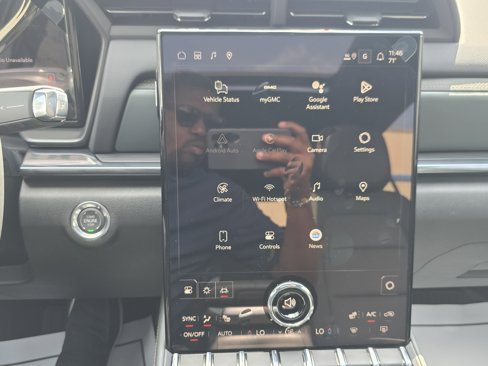 New 2026 GMC Terrain AT4 w/ LPO, Floor Liner Package image 16