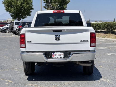 Used 2022 RAM 1500 Classic SLT image 4
