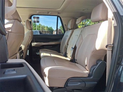 Used 2024 Ford Expedition Max Limited image 10