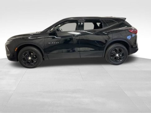 Used 2023 Chevrolet Blazer LT image 4