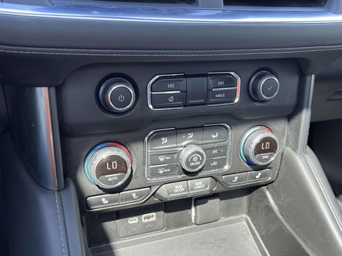 Used 2022 Chevrolet Suburban Z71 w/ Z71 Off-Road Package image 25