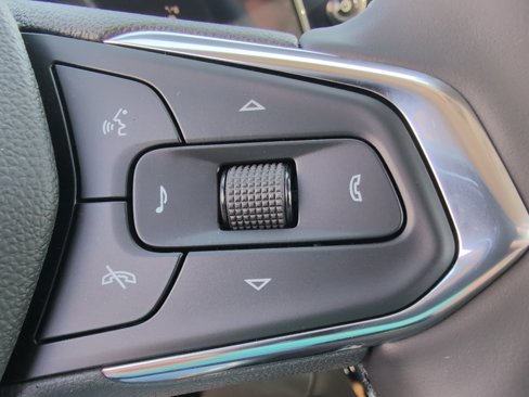 New 2025 Chevrolet Trax ACTIV w/ Driver Confidence Package image 20