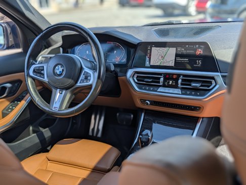 Used 2021 BMW 330i xDrive Sedan w/ M Sport Package image 21