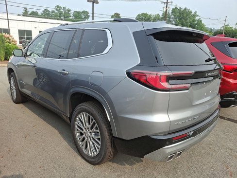New 2026 GMC Acadia Denali w/ LPO, Floor Liner Package image 3