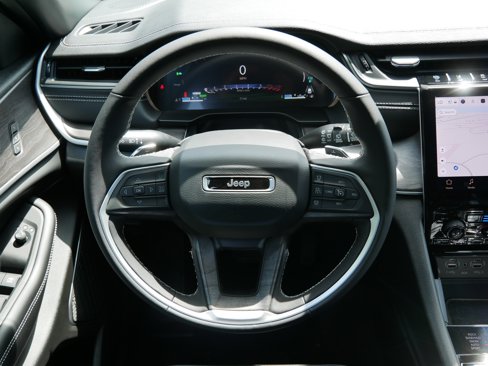New 2025 Jeep Grand Cherokee Limited 4xe image 8