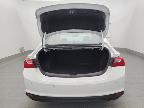 Used 2022 Chevrolet Malibu LS w/ Driver Confidence Package II image 29