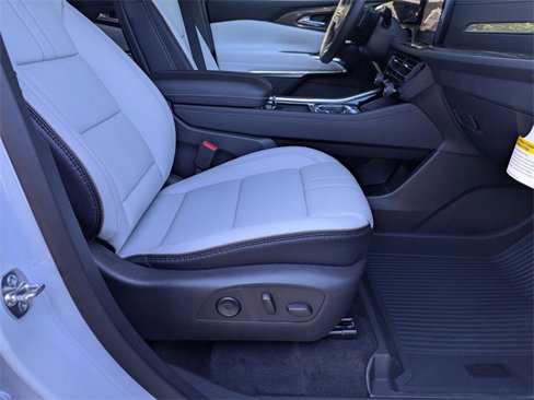 New 2026 Chevrolet Traverse High Country image 40