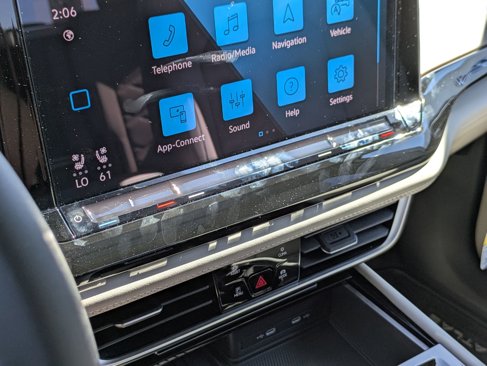 New 2025 Volkswagen Atlas SE image 21
