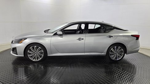 Used 2023 Nissan Altima 2.5 SL image 4