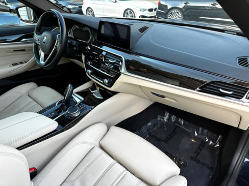 Used 2019 BMW 530i w/ Convenience Package image 23