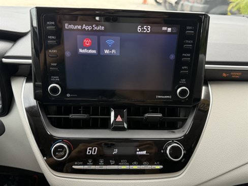 Used 2022 Toyota Corolla LE image 25