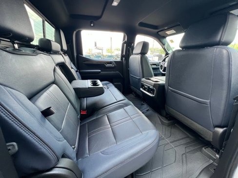 Used 2023 Chevrolet Silverado 1500 High Country w/ Z71 Off-Road Package image 25
