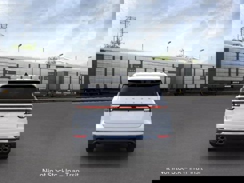 New 2025 Lincoln Aviator Reserve w/ Equipment Group 201A image 5