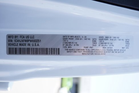 Certified 2023 Jeep Wrangler Unlimited Rubicon image 31