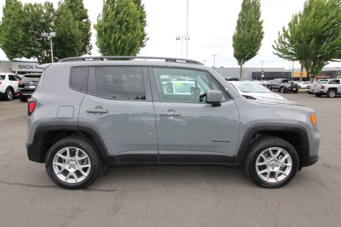 Used 2021 Jeep Renegade Latitude w/ Convenience Group image 6