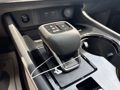 New 2026 Nissan Rogue SV image 24