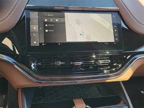 New 2025 Aston Martin DBX 707 image 11
