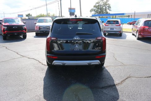Used 2021 Kia Telluride LX image 10