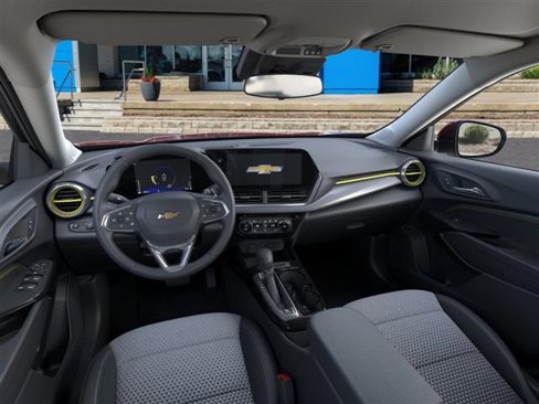 New 2025 Chevrolet Trax LT w/ Driver Confidence Package image 16