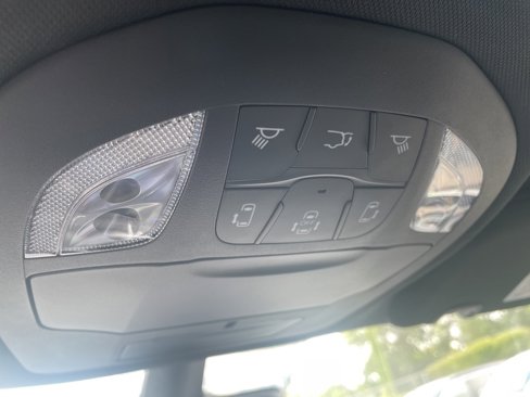 New 2026 Chrysler Pacifica Select image 29