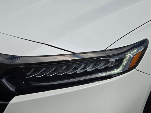 Certified 2022 Honda Accord Sport image 10