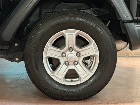 Certified 2021 Jeep Wrangler Sport S image 25