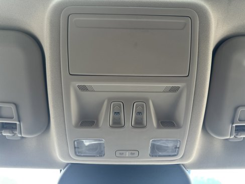 Used 2020 Ford Escape SE Sport image 17