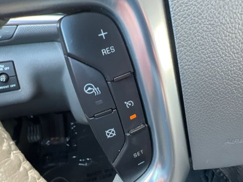Used 2014 Chevrolet Traverse LTZ image 30