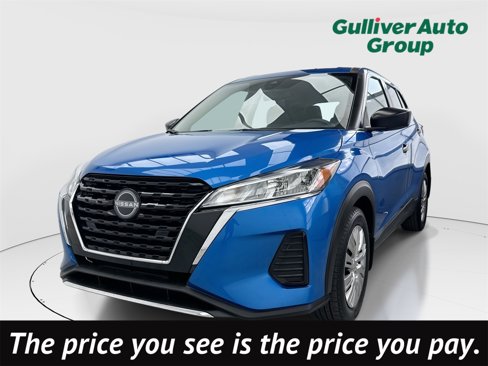 Used 2023 Nissan Kicks S image 1