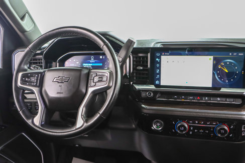 Used 2023 Chevrolet Silverado 1500 RST image 18