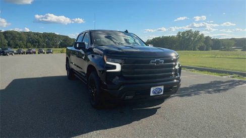 New 2026 Chevrolet Silverado 1500 High Country w/ Midnight Edition image 3
