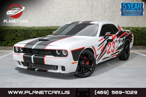 Used 2021 Dodge Challenger R/T image 1