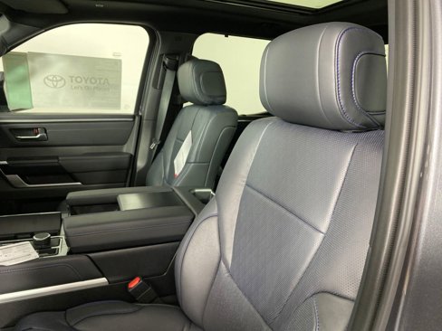 New 2025 Toyota Tundra Platinum image 9