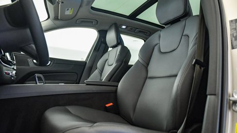 Used 2025 Volvo XC60 T8 Core w/ Protection Package Premier image 20