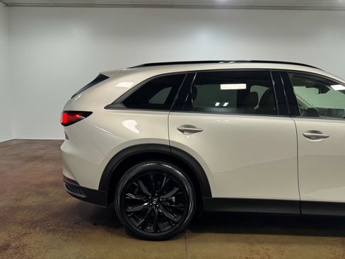 Used 2025 MAZDA CX-90 3.3 Turbo w/ Premium Sport Pkg image 33