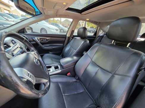Used 2013 Nissan Altima 2.5 SL w/ Technology Pkg image 12