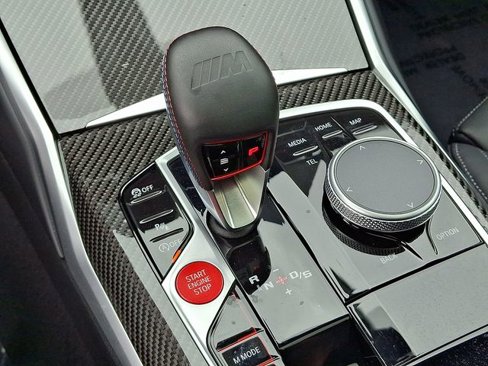 Used 2025 BMW M2 w/ Lighting Package image 19