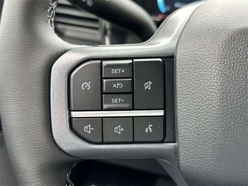 New 2025 Ford F250 Lariat image 22