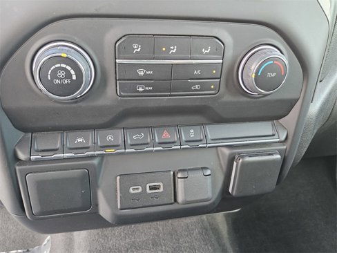 Used 2022 Chevrolet Silverado 1500 Custom image 20