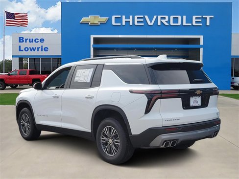 New 2026 Chevrolet Traverse LT w/ LPO, Floor Liner Package image 3