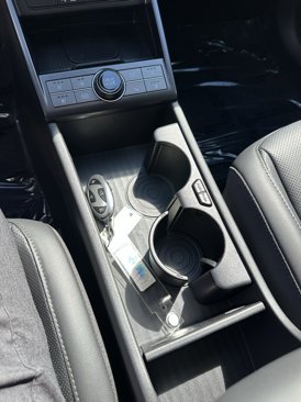 Used 2025 Hyundai Kona Limited image 14