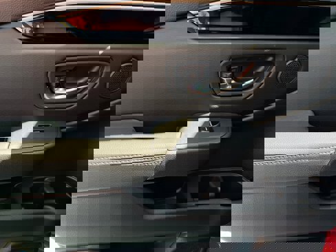 New 2025 Honda Pilot Touring image 7