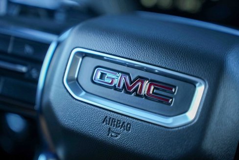 Used 2025 GMC Yukon Elevation image 66