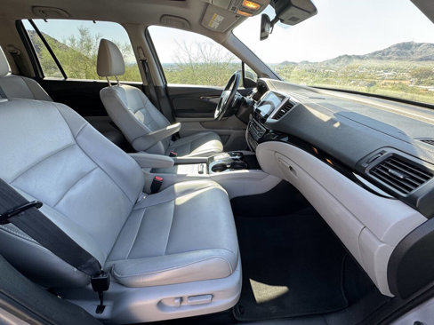 Used 2017 Honda Pilot Touring image 8