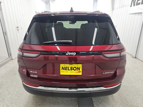 New 2025 Jeep Grand Cherokee Limited w/ Luxury Tech Group II image 7